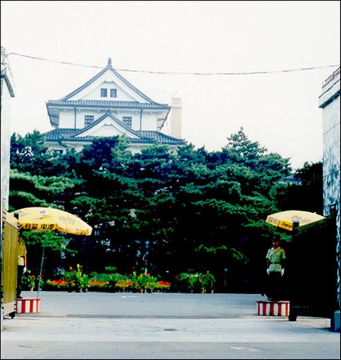 지난날 만주국 실질적인 권력의 심장부인 관동군 사령부, 현재는 장춘시 인민정부 청사. 